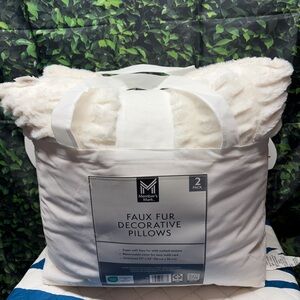 Faux Fur Decorative Pillows - Cream (2 Pack)